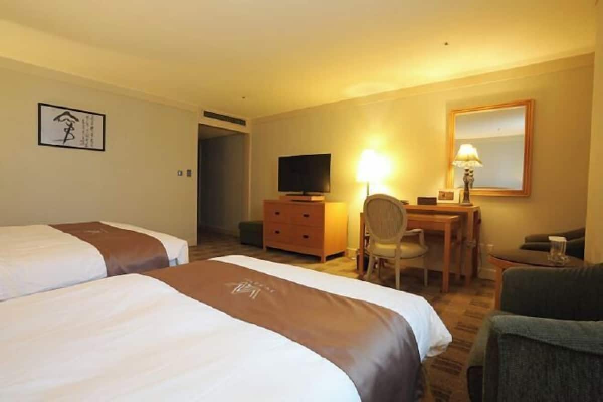 Cortinas blackout y sistema de insonorización