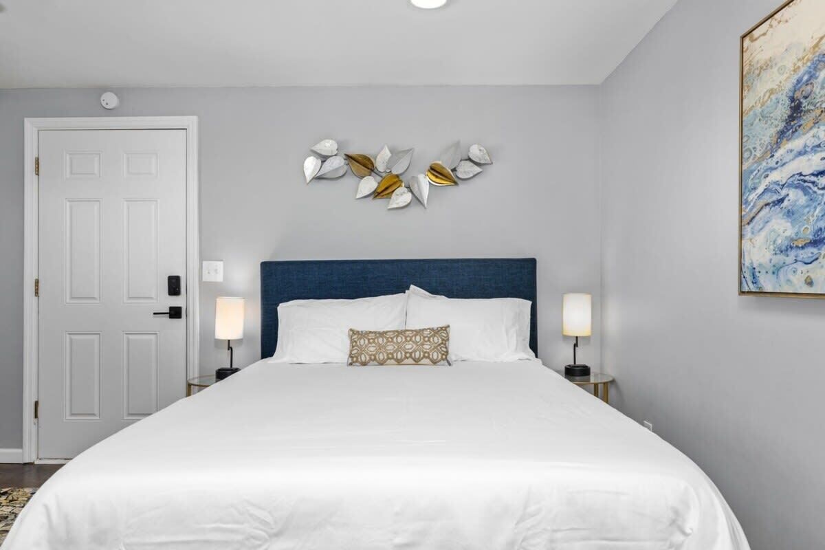 1 chambre, bureau, fer et planche à repasser, Wi-Fi