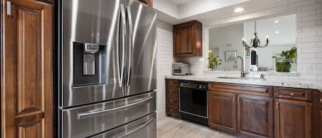 Microwave, oven, stovetop, dishwasher