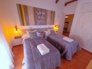 8 bedrooms, iron/ironing board, travel crib, free WiFi