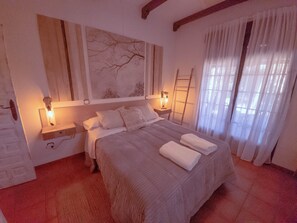 8 Schlafzimmer, Bügeleisen/Bügelbrett, Reisekinderbett, kostenloses WLAN