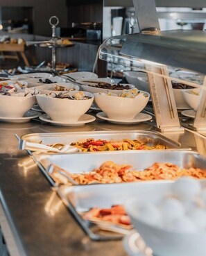 Desayuno continental incluido todos los días 