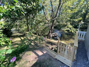 Property grounds - Peaceful Retreat on Creekside (Edinburg)