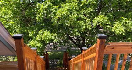 Historic Glacier Getaway~20 mins to Glacier National Park and 10mins to airport!