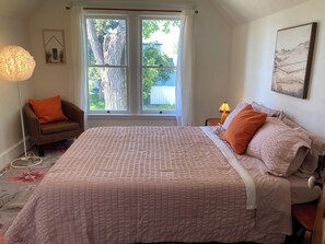 2 chambres, fer et planche à repasser, Wi-Fi gratuit, draps fournis