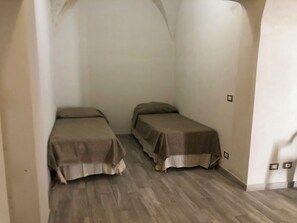 Spa - Maltese16 200 meters from the center of Modica house with 9 beds (Modica)