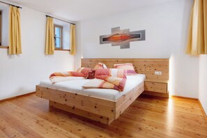 2 chambres, Wi-Fi gratuit, draps fournis