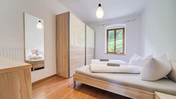 3 bedrooms, free WiFi, bed sheets