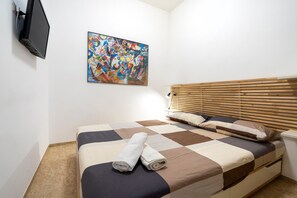 1 Schlafzimmer, Bügeleisen/Bügelbrett, kostenloses WLAN, Bettwäsche