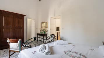 2 Schlafzimmer, Bettwäsche