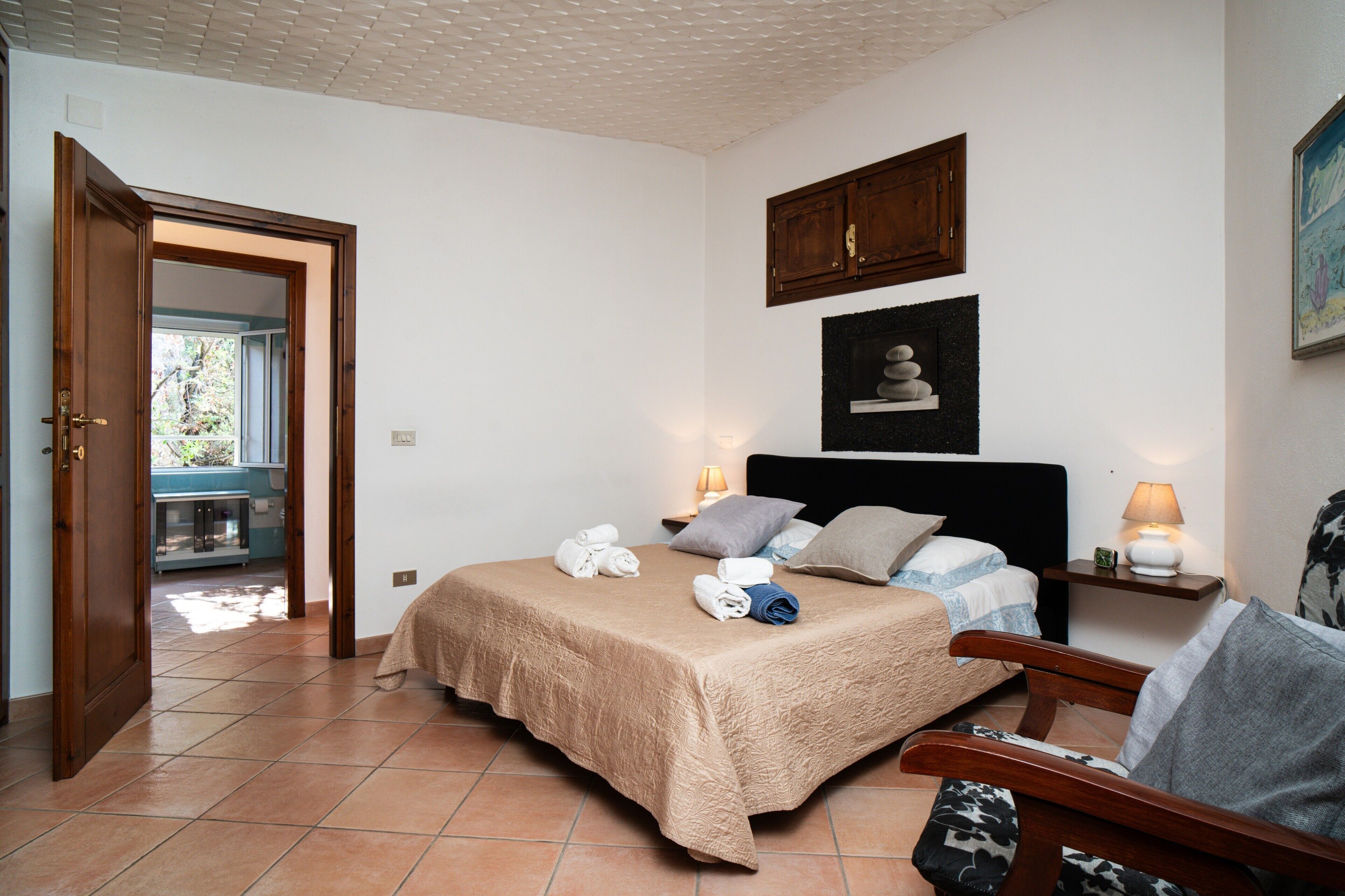 3 camere, ferro/asse da stiro, Wi-Fi gratuito, lenzuola