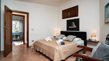 3 camere, ferro/asse da stiro, Wi-Fi gratuito, lenzuola