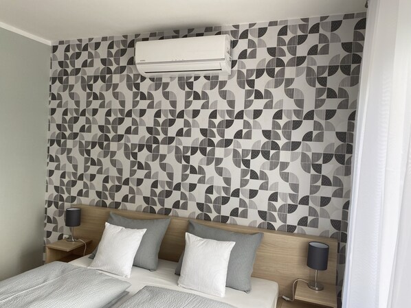 2 bedrooms, WiFi, bed sheets