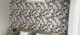 A Zalakarosi Fürdő 3 Perc, Csendes, Panorámás. 4 Külön Bejáratú Apartman, Kert