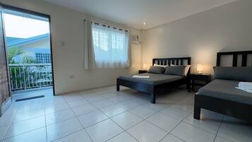 Laptop workspace, iron/ironing board, free WiFi, bed sheets