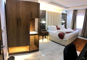 1 bedroom, soundproofing, iron/ironing board, free WiFi