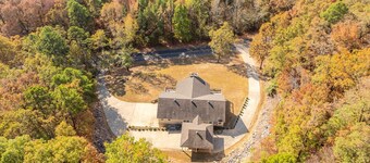 Aidan`s Mountainside Manor