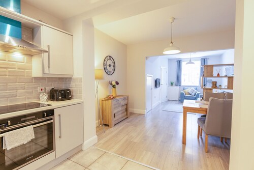Lovelyhousebelfast 
