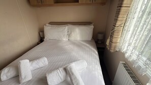 3 slaapkamers, een strijkplank/strijkijzer, wifi, beddengoed