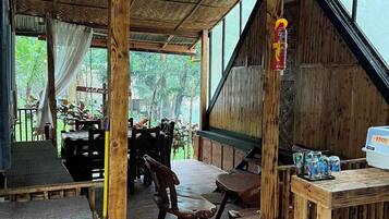 Kontinental frukost varje dag (PHP 220 per person)