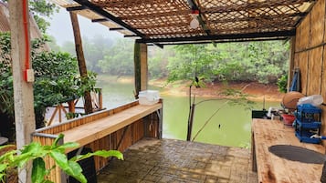 Villa | Private kitchen | Cookware/dishes/utensils