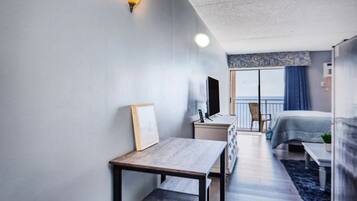 1 camera, ferro/asse da stiro, Wi-Fi, lenzuola