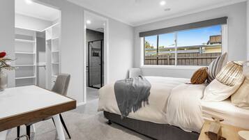 5 chambres, fer et planche Ă repasser, Wi-Fi gratuit, draps fournis