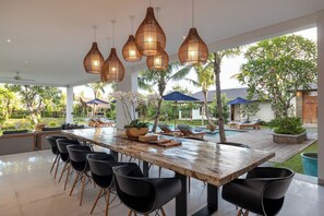 Outdoor dining - Luxury and TOP Location in Canggu! (Canggu)