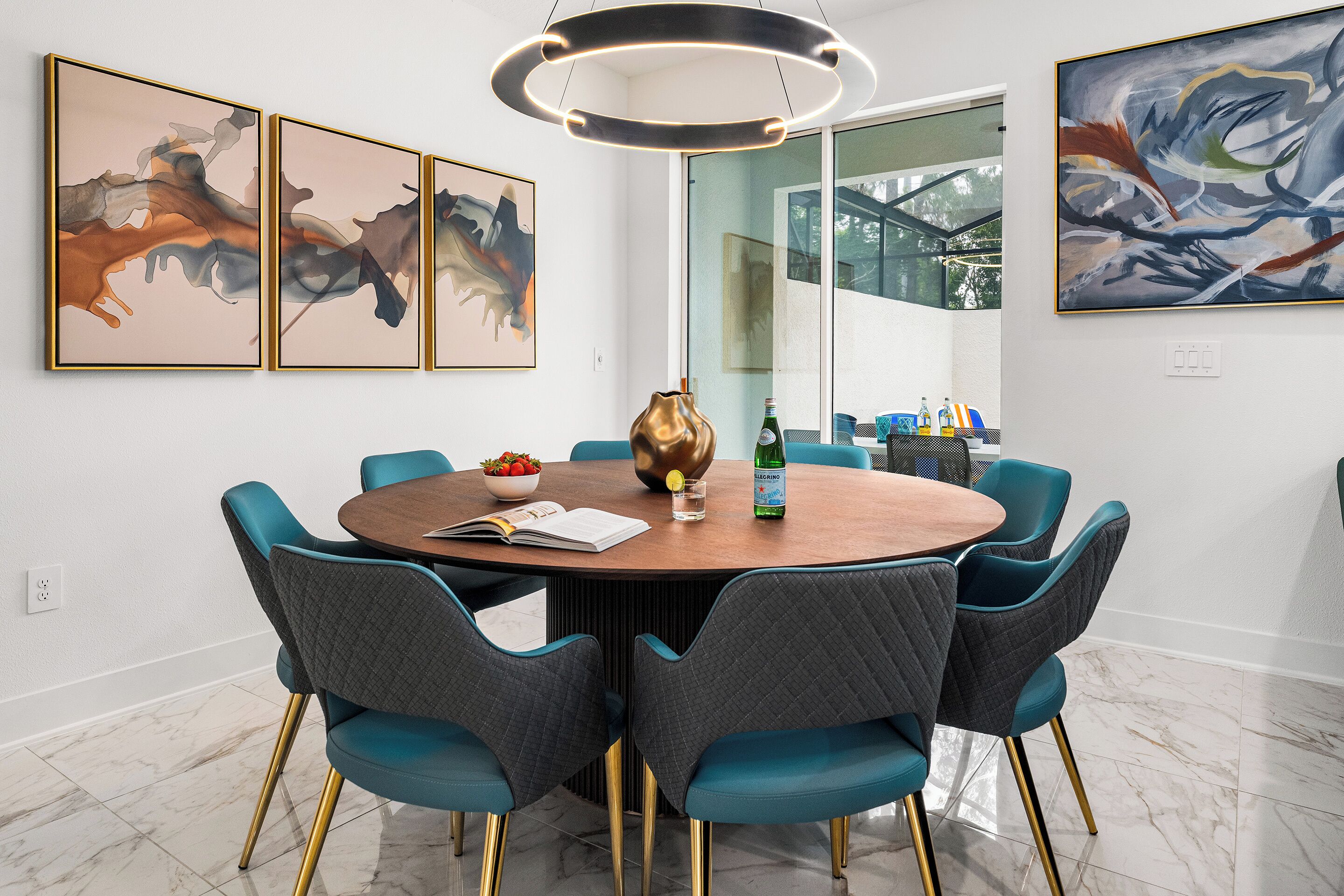 Townhome (5 Bedroom Townhome) | Matsal
