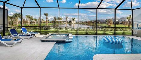 Ferienhaus (6 Bedroom Home with Movie Theater) | Eigener Pool