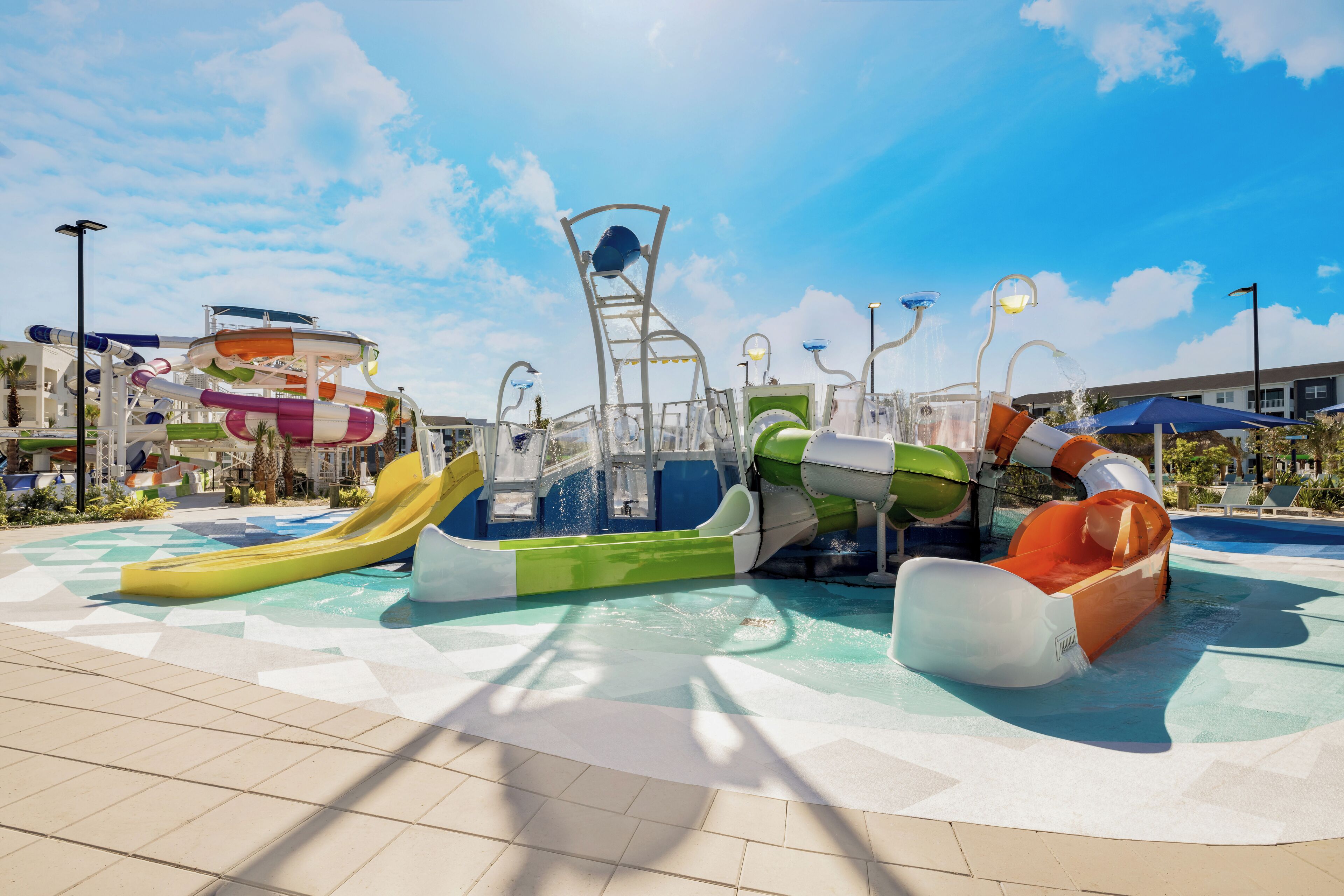Piscine extérieure, tentes de plage, parasols de plage