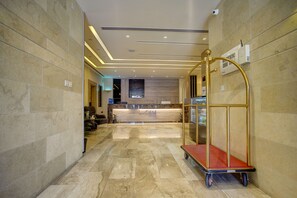 Mostrador de check-in y check-out