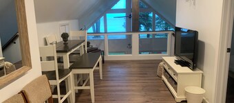 Waterfront retreat; open concept; remodeled; perfect for large families!