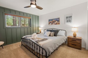 2 bedrooms, desk, free WiFi, bed sheets