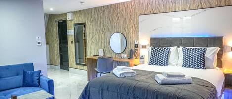 Exclusive Suite, Ensuite | 1 bedroom, premium bedding, individually decorated