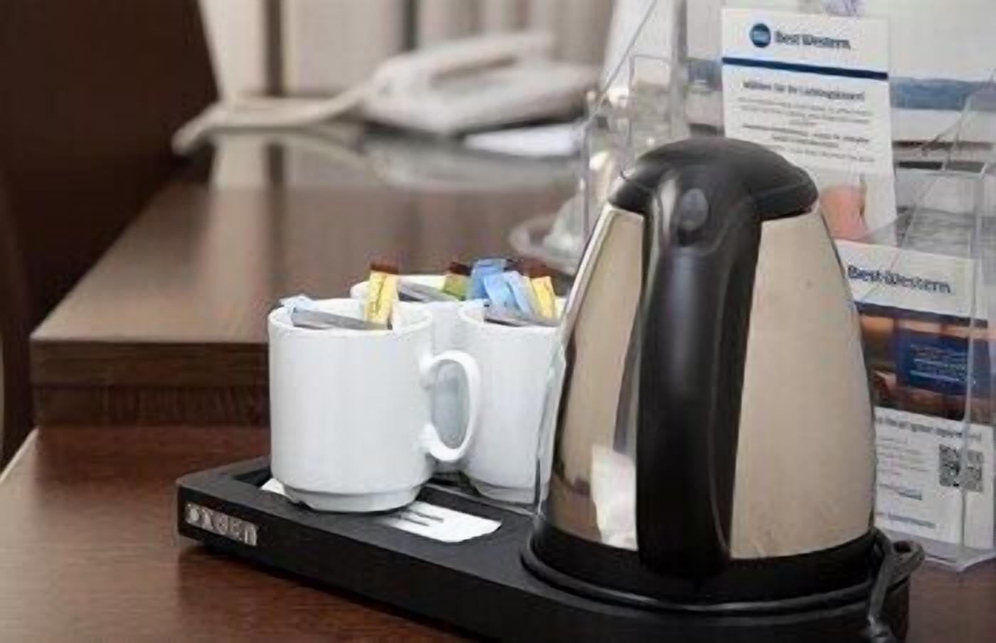 Kaffee und/oder Kaffeemaschine