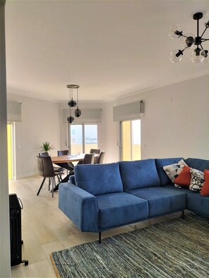 House | 2 bedrooms - T2 Requinte A C e Vista Mar Wifi Garagem (Loulé)