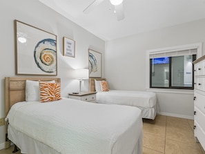Third Bedroom - Two Twin Beds