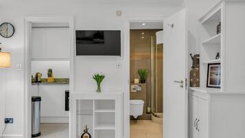 Standard Apartment, 1 Bedroom, Non Smoking, Kitchenette | Living area