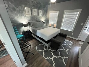 3 chambres, fer et planche à repasser, lit parapluie, Wi-Fi gratuit