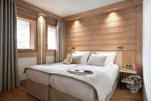 3 bedrooms, WiFi, bed sheets