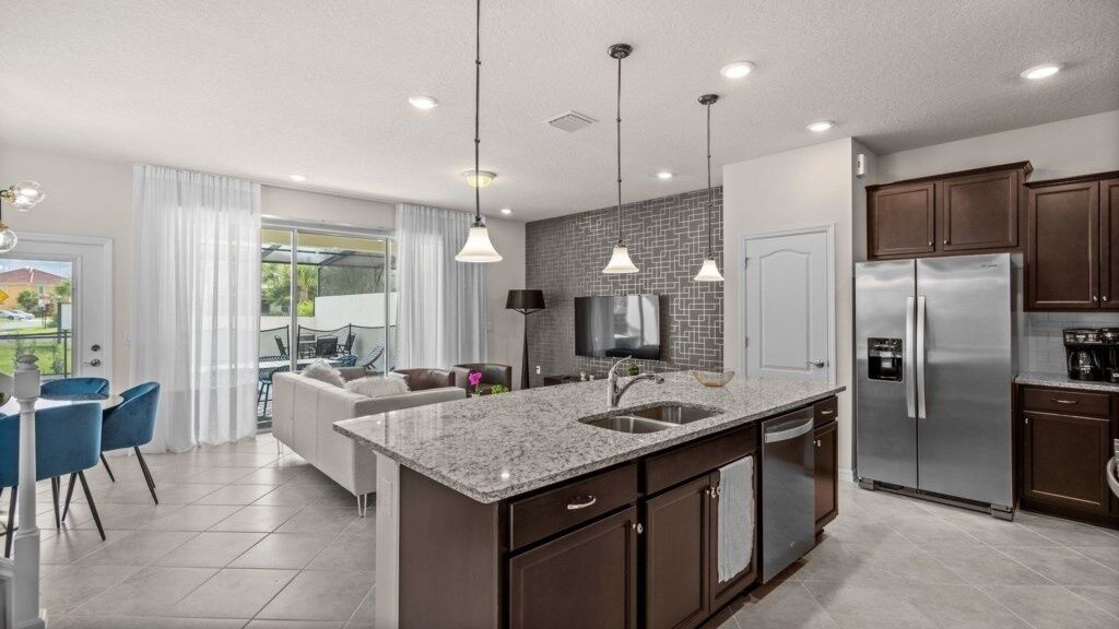 Stadtwohnung, 5 Schlafzimmer | Eigene Küche | Kühlschrank, Ofen, Wasserkocher mit Kaffee-/Teezubehör