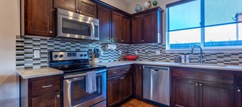 Hull Street Loft 2 Bedroom Townhouse by RedAwning