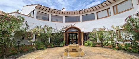 Majoituspaikan julkisivu