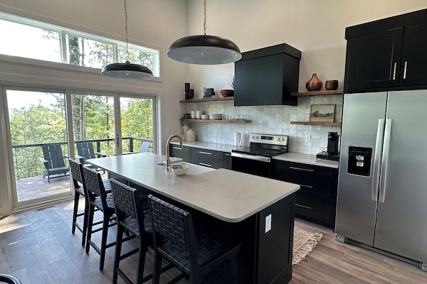 Modern Gourmet Kitchen