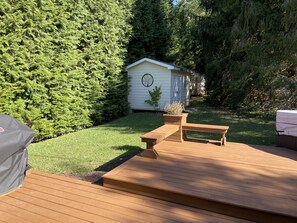 Property grounds - Avery's Creek - 4 Bedroom, 3 Bath Full House Rental with Deck & Hot Tub (Arden)