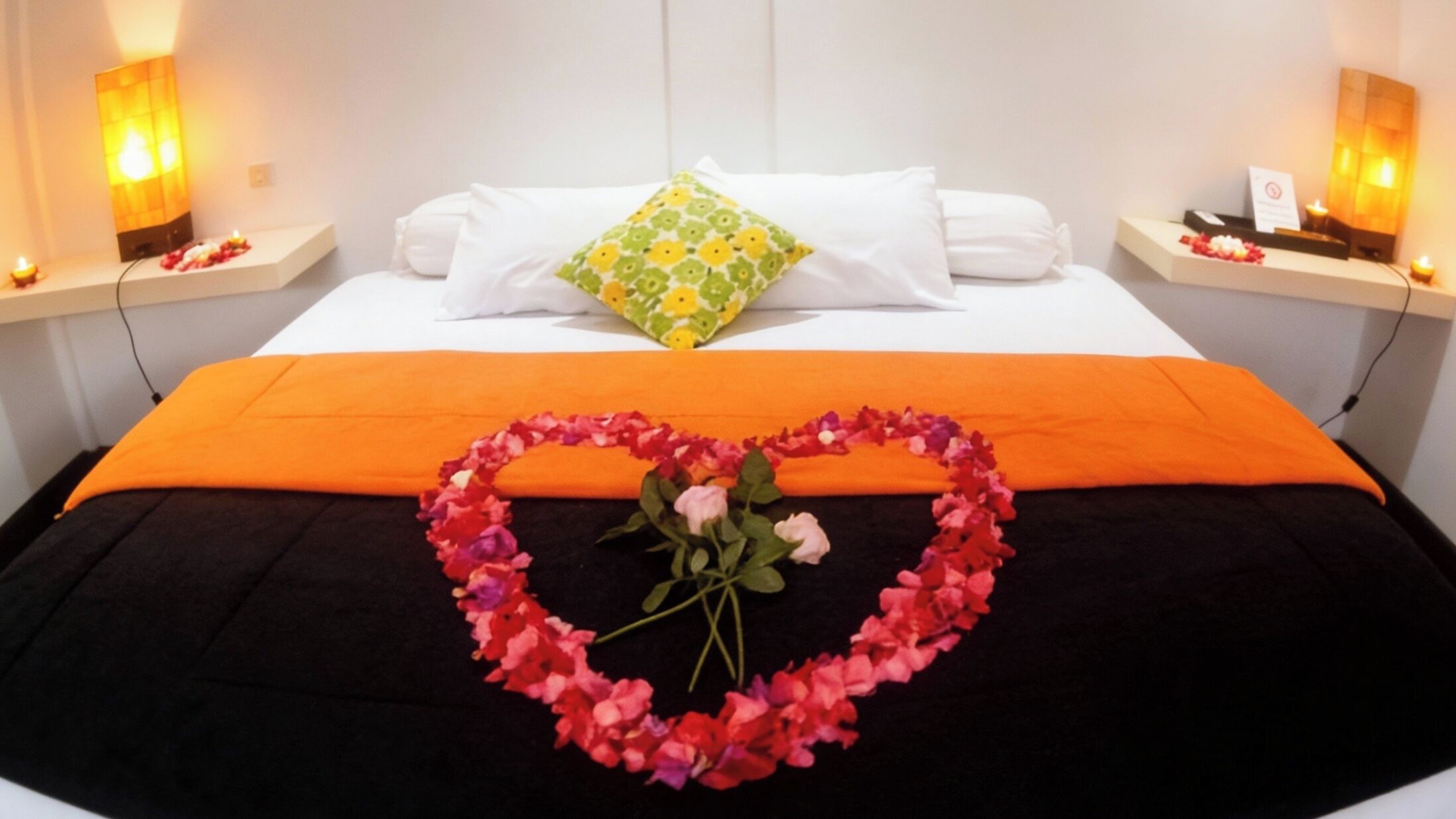 3 chambres, coffres-forts dans les chambres, bureau, Wi-Fi gratuit