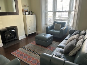 Cottage | Living area