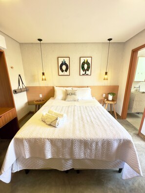 3 bedrooms, bed sheets