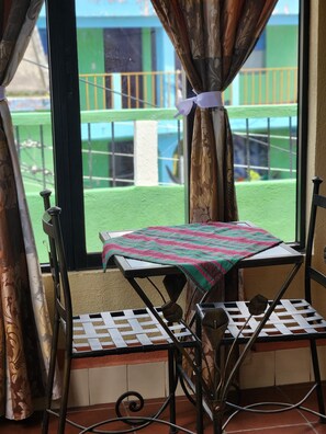 Economy Apartment, Mountain View | In-room dining - Hostal Sweet Dreams (Panajachel)